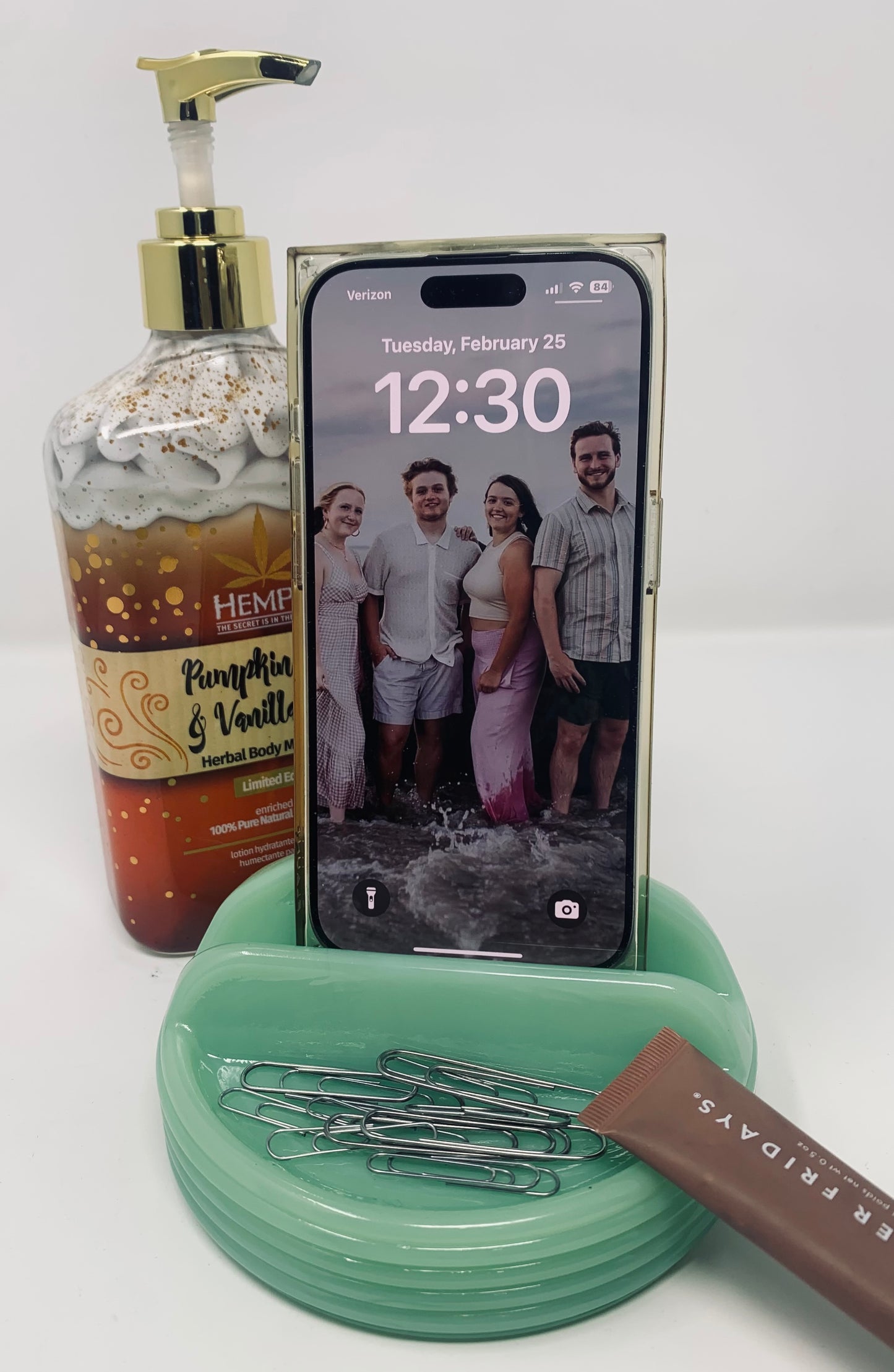 The Staytion Phone/Tablet Stand
